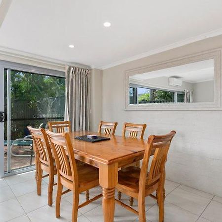 Le Court Villas Noosa Heads Luaran gambar