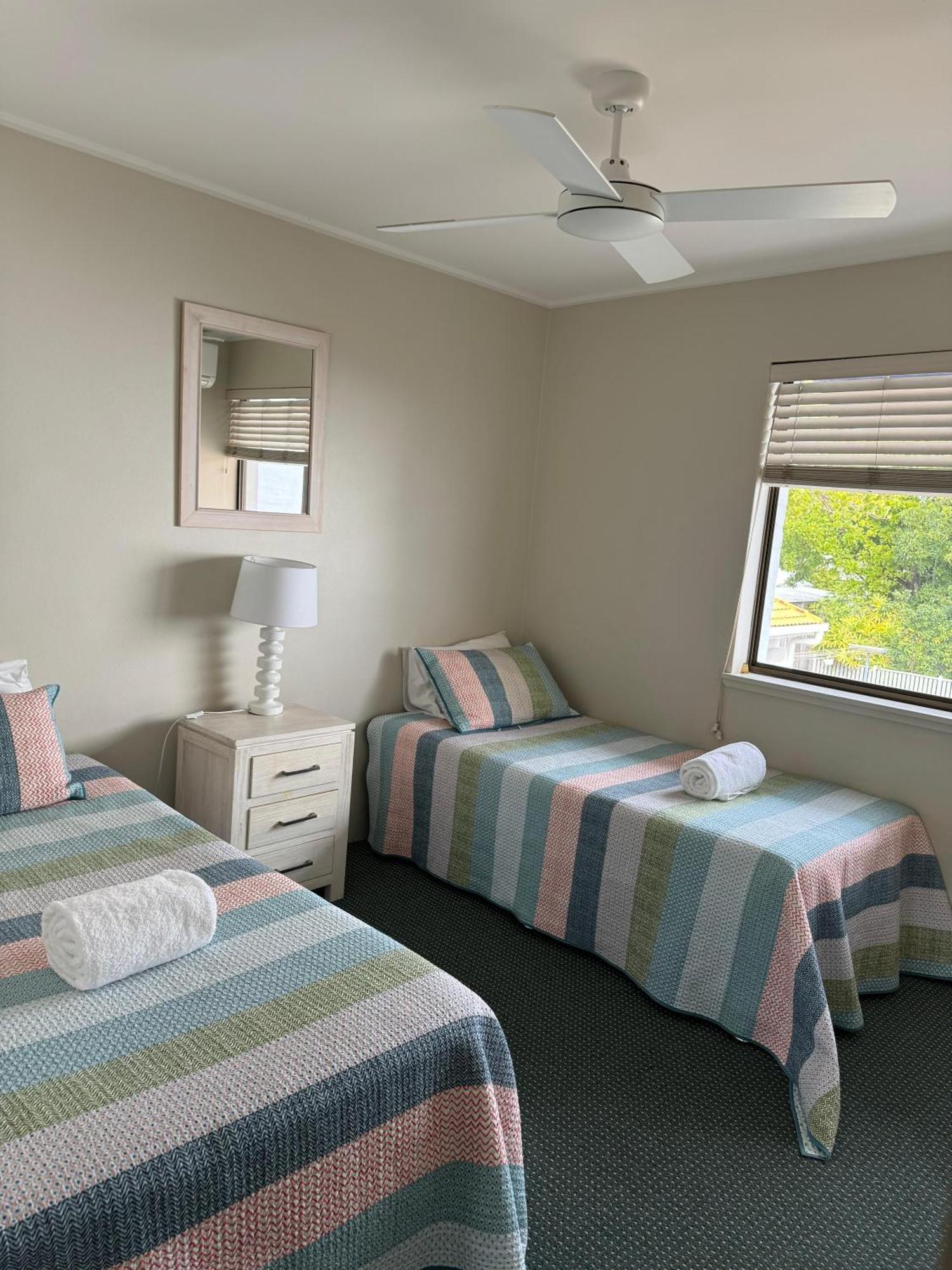 Le Court Villas Noosa Heads Luaran gambar